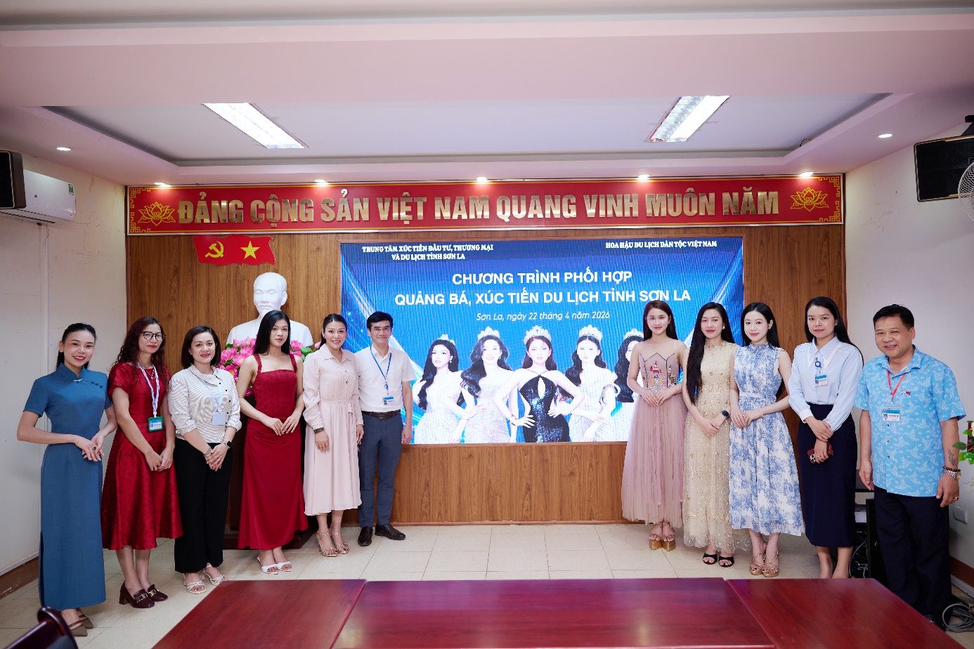 anh tin bai